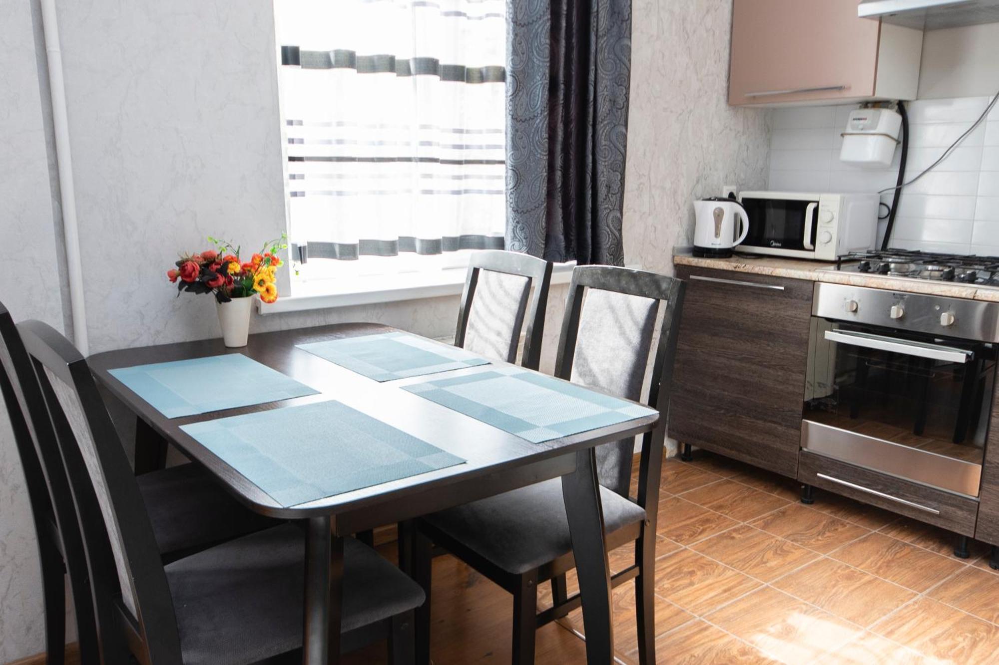 Comfortable Apartment In The Golden Square. Αλμάτι Εξωτερικό φωτογραφία